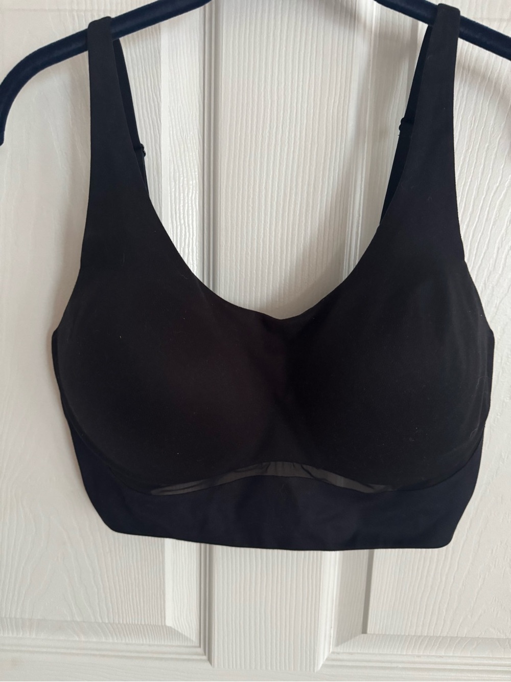 Victoria’s Secret Black Sport Bra 36DD